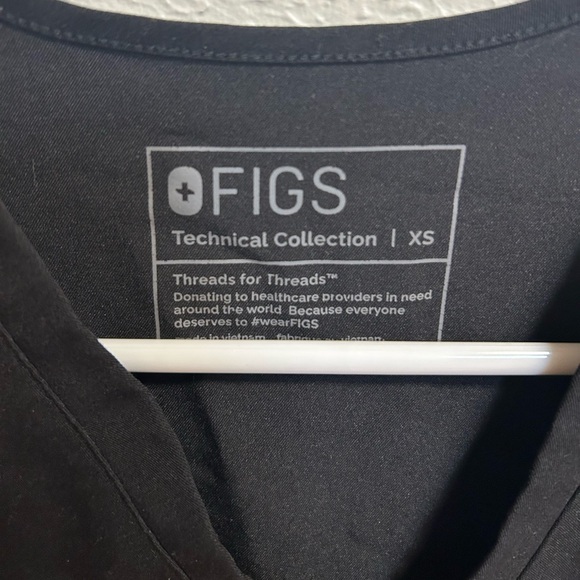 Figs Technical Collection Scrub Top. GUC Size XS - Picture 3 of 4
